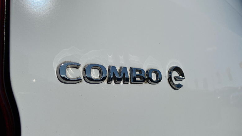 Vauxhall Combo Cargo Combo Xl Electric 100kW Pro 52kWh H1 Van Auto